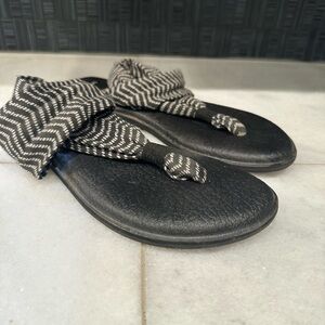 Sanuk Yoga Sling Flip